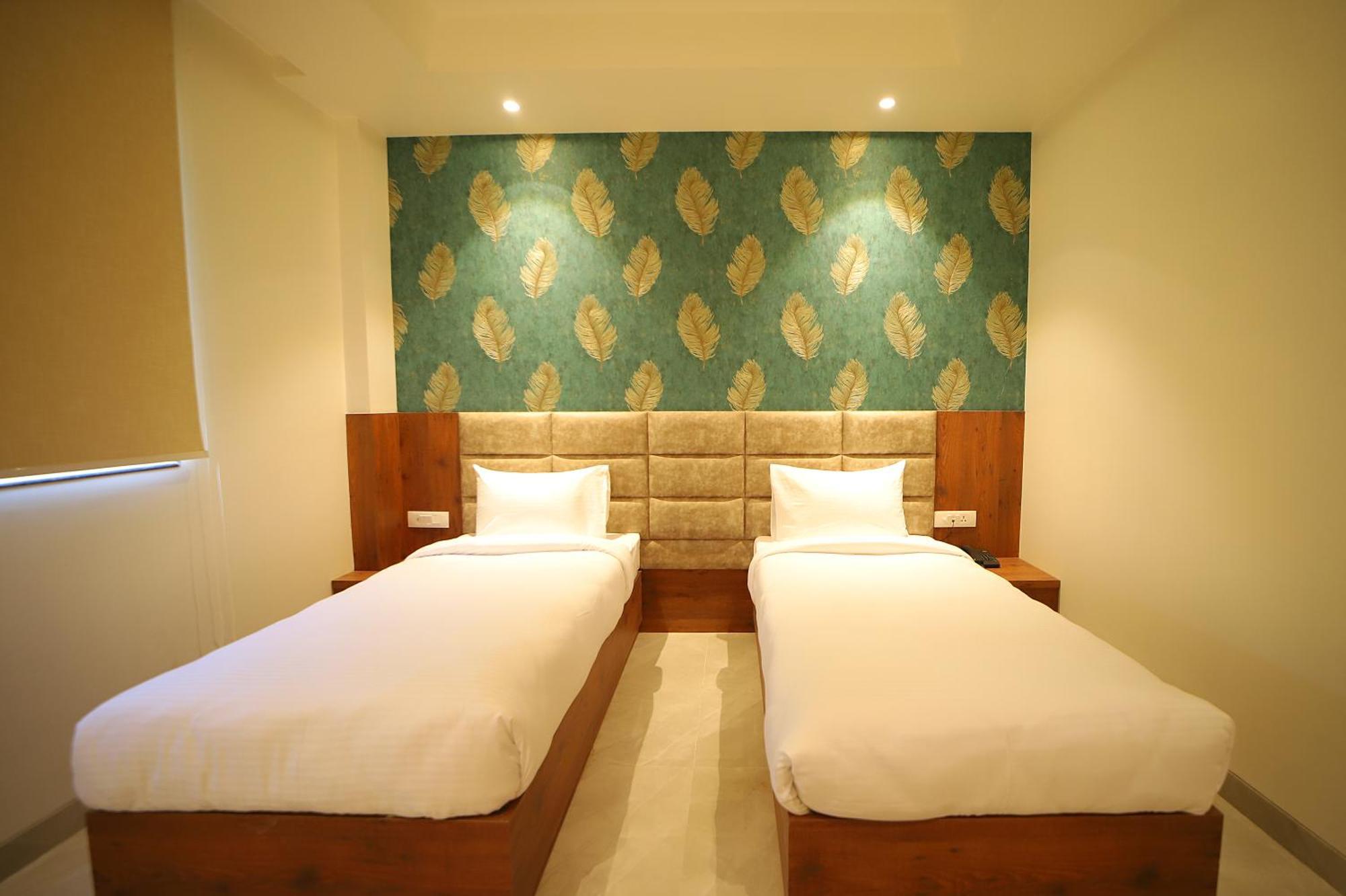 Hotel Marine House Agra  Exterior photo